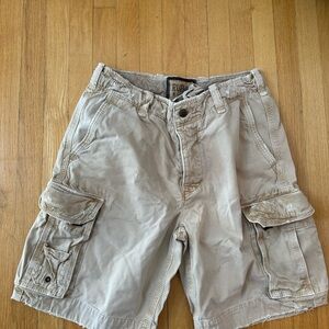 Men's Ruehl Tan Cargo Shorts